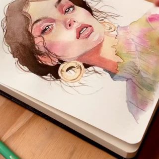 Extrait de mon carnet de croquis 
Portrait aquarelle et crayons de couleurs 🌈

#watercolorpainting #portraitaquarelle #sketchbookdrawing #carnetdecroquis