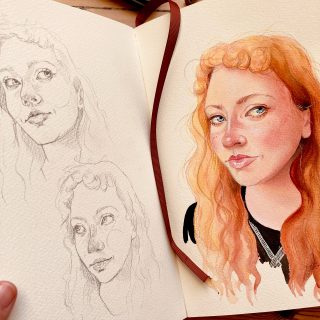 Tellement de travail ces temps ci que je n’ai pas communiqué du tout…So sorry 

Mais après un long mois sans vraiment voir le jour, je suis trop heureuse de reprendre les posts par ici. 

Extrait d’un beau carnet aquarelle (cadeau d’anniversaire) que je commence avec des portraits personnels pour le plaisir 🖤

Aquarelle @boesner_france et @sennelier1887 
Encres et pinceaux  @boesnerfrance
