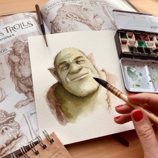 Jour 6 du challenge @inktober avec le mot « ogre  » 

Aujourd’hui je suis plus inspirée 👍

Alors go ! Mon bloc de papier aquarelle @boesnerfrance et je suis partie sur un ogre gentil,

Vous retrouverez sûrement le petit coté « Shrek »de mon personnage 🤗

À demain ! 

Ps : Vous ne connaissez pas le challenge Inktober ? Facile : pendant tout le mois d’octobre, 1 jour = 1 mot = 1 dessin (ici vous verrez surtout des portraits à l’aquarelle)

#inktober #aquarellepainting #ogre #portrairart