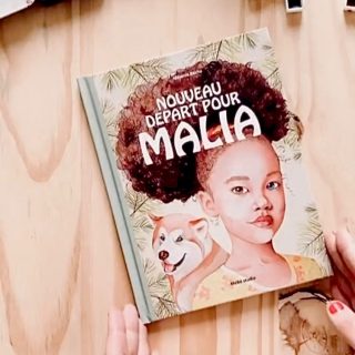 « Nouveau départ pour Malia » c’est son titre et il est trooooop beau 🤩 

#watercolorillustration #editionjeunesse #romanjeunesse #aquarelleart #auteurjeunesse
